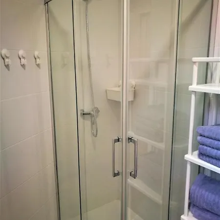 Niemeyer Flats 2º Piso Vut-1985-as *